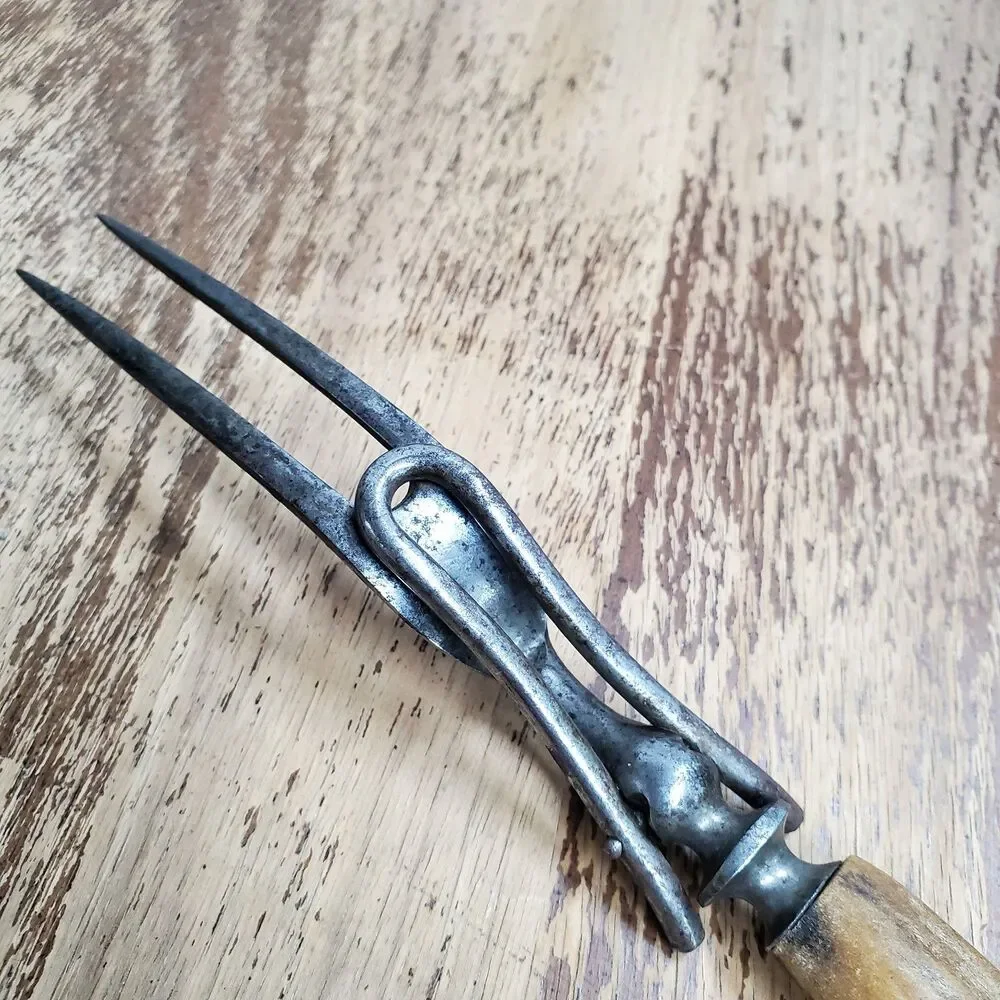 Antique Stag Antler Handle Meat Carving Serving Fork with Built-in Stand